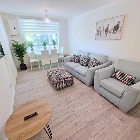 Апартаменты Flat In Battersea, 5 Minutes From Clapham Junction Station Лондон Экстерьер фото